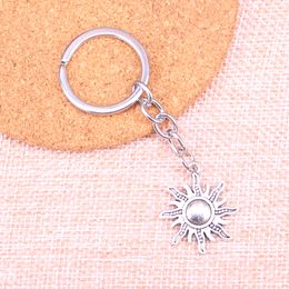 New Keychain 28*25mm sun sunburst Pendants DIY Men Car Key Chain Ring Holder Keyring Souvenir Jewelry Gift