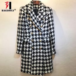 Autumn Winter Plaid Wool Blends New Stylish Runway 2018 Designer Wool Coat Women Double Breasted Lion Buttons Long Coat Overcoat