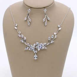 bridal party dresses for bride Canada - 2019 spring explosion bride flower zircon wedding jewelry set bridal party dress accessories earrings necklace two-piece suit set wholesale