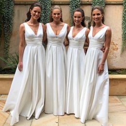 Boho Garden Wedding Guest Bridesmaid Dresses Long Sexy Deep V Neck 2021 Plus Size Maid Of Honour Gowns Floor Length Satin Party Dress AL5362
