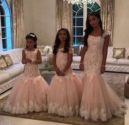2019 Sexy Wedding Mermaid Dress for Girl Boat Neck Capped Sleeves Fishtail Blush Pink Lace and Tulle Little Girls Mermaid Wedding Dresses