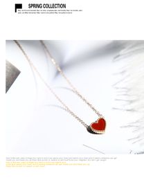 Fashion-Red Heart Pendant Plated Rose Gold Black and Red Double-sided Love Necklace Girls Short Clavicle Fade Jewellery Chain
