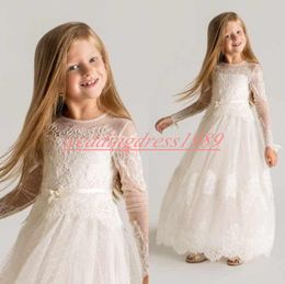 Lovely Long Sleeve Flower Girls Dresses Crew Neck A-Line Lace Girls Party Formal Gowns First Communion Dresses Kids Tutu Birthday Wedding