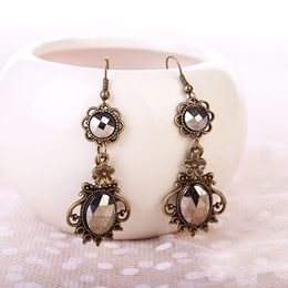 2020 Japanese And Korean Pop Celebrities Noble Court Retro Black Crystal Diamond Earrings Star Jewelry Wholesale