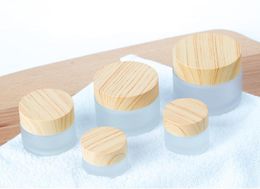 Frosted Glass Jar Cream Bottles Round Cosmetic Jars Hand Face Packing Bottles 5g 10g 15g 30g 50g Jars With Wood Grain Cover SN28