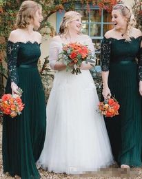 2019 Hunter Green Bridesmaid Dresses Off Shoulder Long Sleeve Lace Floor Length Chiffon Garden Country Beach Plus Size Wedding Guest Gowns