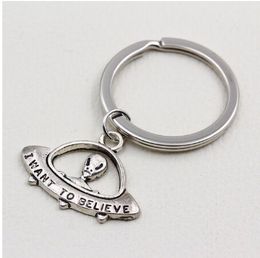 free ship Fashion 20pcs/lot Key Ring Keychain Jewelry Silver Plated UFO Charms Key Accessories