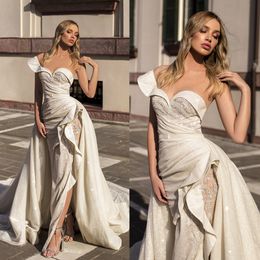 one shoulder mermaid wedding dresses with long train ruffles sequins side split satin bridal gowns court train robes de marie
