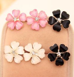 Earrings For Women Clover Flower Crystal Stud Earrings for Women Jewelry White Diameter channel Stud Earrings