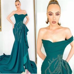 Cheap Formal Party Gown Green One-shoulder Sleeveless Sequins Appliqued Evening Dress Ruched Satin Sweep Train Homecoming Dress