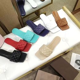 Fashionable and high-quality new leather knitting slippers leather knitting slippers Latest Real leather slippers women shoes Square sole mu