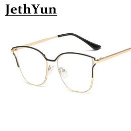 Wholesale-Luxury Brand Designer Gold Cat Eye Eyeglasses Frame WomT Glasses Metal Brown Frame Optical Glasses Frame Clear Lens