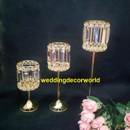 New style Metal Golden Candle Holders Hollow Crystal Wedding Table Candelabra Centerpiece Flower Rack Road Lead For Home Decor best0572