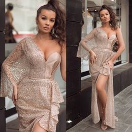 Shining Sequined Side Split Prom Dresses One Shoulder Sheath Long Sleeves Evening Gowns Plus Size Floor Length Satin Formal Dress 407