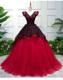 Red and Black A-line Gothic Wedding Dresses V Neck Sleeveless Lace Appliques tulle Non White Colourful Bridal Gowns With Colour Custom MADE