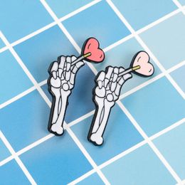 Cute Cartoon Skull Heart Metal Kawaii Enamel Pin Badge Buttons Brooch Shirt Denim Jacket Bag Decorative Brooches for Women Girls