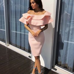 Hot Sale Sheath Cocktail Dresses Off Shoulder Tiered Ruffles Knee Length Short Prom Dress Stretchy Party Gowns