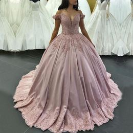 2019 New Sexy Ball Gown Quinceanera Dresses Off Shoulder Lace Appliques Beads Puffy Sweet 16 Party Plus Size Open Back Prom Evening Gowns