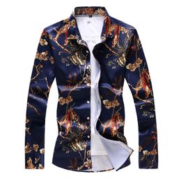 2018 Camicia a maniche lunghe con stampa autunnale da uomo Moda giovanile Fiori Camicia hawaiana blu navy Fiore di raso Camisa 7502 M-7XL