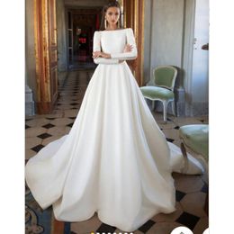Vintage Satin Wedding Dresses Plus Size Bateau Long Sleeves Bridal Dress Sweep Train Zipper Back Simple Beach Wedding vestido de noiva