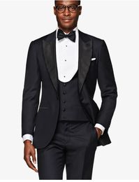Fashion Black Groom Tuxedos Peak Lapel Groomsman Wedding 3 Piece Suit Fashion Men Business Prom Jacket Blazer(Jacket+Pants+Tie+Vest) 2680