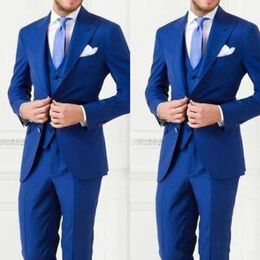 New Fashion Royal Blue Groom Tuxedos Groomsmen Two Button Peak Lapel Best Man Suit Wedding Men's Blazer Suits (Jacket+Pants+Vest) XF258