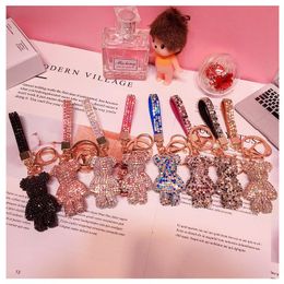 New 23ss womens Keychain Craft Cartoon Bear Handmade Rhinestone Crystal Charm Pendant fashion brand Women Gifts key ring