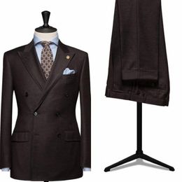 Popular Double-Breasted Groomsmen Peak Lapel Groom Tuxedos Groomsmen Best Man Suit Mens Wedding Suits Bridegroom (Jacket+Pants+Tie) B234