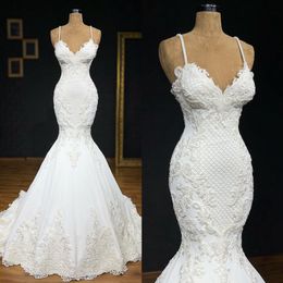 Chic Mermaid Beaded Lace Wedding Dresses Spaghetti Straps V Neck Bridal Gowns Appliqued Sweep Train Trumpet robe de mariée