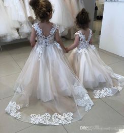 Tulle Jewel Pageant Long Sleeves Ball Gown Flower Girl Dresses With Lace Appliques Girls Wedding Prom Party Gowns
