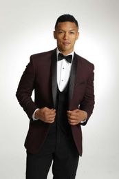 Burgundy Groom Tuxedos Black Lapel Groomsman Wedding 3 Piece Suit Popular Men Business Prom Party Jacket Blazer(Jacket+Pants+Tie+Vest) 2383