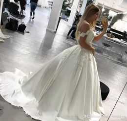 2019 Arabic Dubai Wedding Dress Off Shoulder Long Appliques Lace Church Formal Bride Bridal Gown Plus Size Custom Made