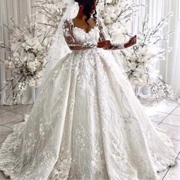 Charming Full Lace Ball Dresses Elegant Scoop Sheer Long Sleeves Bridal Gowns Hand Flower Dubai Arabic Wedding Dress