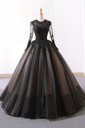 Schwarze Ballkleid-Gothic-Brautkleider 2019 mit langen Ärmeln, Spitzenapplikationen, Tüll, bodenlang, Vintage-Brautkleider nach Maß