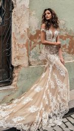 Champagne Lace Appliqued Off Shoulder Mermaid Wedding Dress 2019 Sexy Bohemian Beach Boho Bridal Gown2612