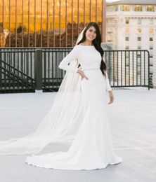 Simple Crepe Mermaid Wedding Dresses Modest Long Sleeves Boat Neck Buttons Back Simple Elegant LDS Bridal Gowns Religious Bride Go2541