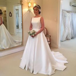 Simple Plain Satin Wedding Dresses 2019 bateau Bow Backless White Ivory Vestido de Noiva Bridal Dresses Scoop Reflective Wedding Gown