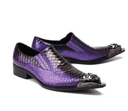 Rivet Totem Dragon Snake Leather Shoes Men Wedding Brand Casual Dress Slip-On Vintage Metal Pointed Toe Fashion Formal Warm
