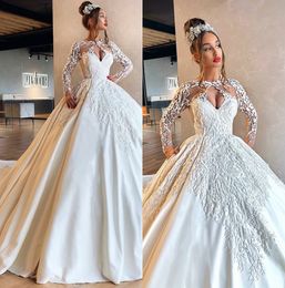 2020 Luxury Crystal Applique Ball Gown Wedding Dresses Princess Gown Sweetheart Hollow Sweep Train Long Length Cathedral Train Bridal Gowns