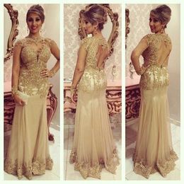 Open Back Mother Of The Bride Dresses Long Sleeve Applques Beaded Groom Mom Evening Gowns High Neck Floor Length Arabic Formal Dress