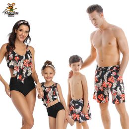 Palm Tree Print Swimsuit 2020 Family Matching Swimwear For Mother Daughter Mommy And Me Bikini Clothes Baby Dad Son Bathing Suit