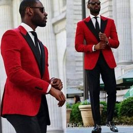 High Quality One Button Red Groom Tuxedos Groomsmen Peak Lapel Best Man Blazer Mens Wedding Suits (Jacket+Pants+Tie) D:19