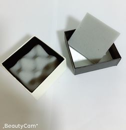 7 x 7 x 4 cm, schwarze quadratische Bump-Schwamm-C-Schmuck-Aufbewahrungsbox, Himmel und Erde, Geschenkbox, hochwertiges Schmucketui