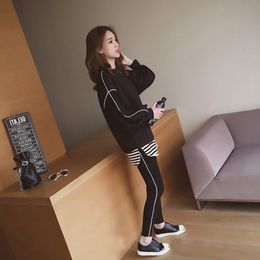 European And American Style Women's Two-Piece Sports Suit Autumn And Winter Solid Colour Running Tracksuit For Ladies Outwear