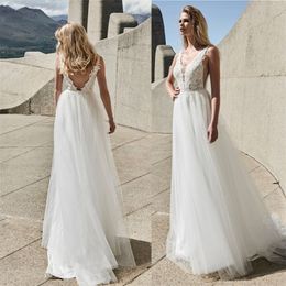 Bohemian A-line Wedding Dresses V-neck Sleeveless Sexy Backless Bridal Gowns Appliqued Lace Ruched Tulle Beach Robes De Mariée Cheap