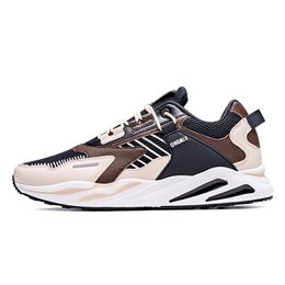 New Brown Kind Gray White Orange Black Lace Soft Cushion Young MEN Boy Running Shoes Low Cut Designer Trainers Sports Sneaker