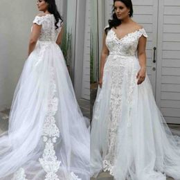 Plus Size Wedding Dresses Sheer Neckline Capped Lace Appliques Beads Country Wedding Dress Back Covered Buttons Tulle Long Bridal Gowns