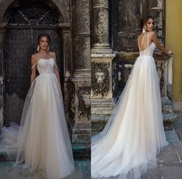Bohemian Ienasdresses A Line Wedding Dresses Sleeveless Spaghetti Tulle Lace Applique Pears Princess Gown Sweep Train Bridal Gowns