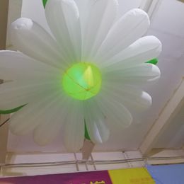 Customised White Inflatable Balloon Flowers With LED strip and CE blower For Building Roof or Parade Decoration