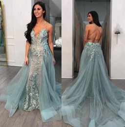 2020 Lace Prom Dresses Overskirts Long Formal Evening Gowns Sheath Bodice Sexy Criss Cross Sweep Train Tulle Graduation Dress